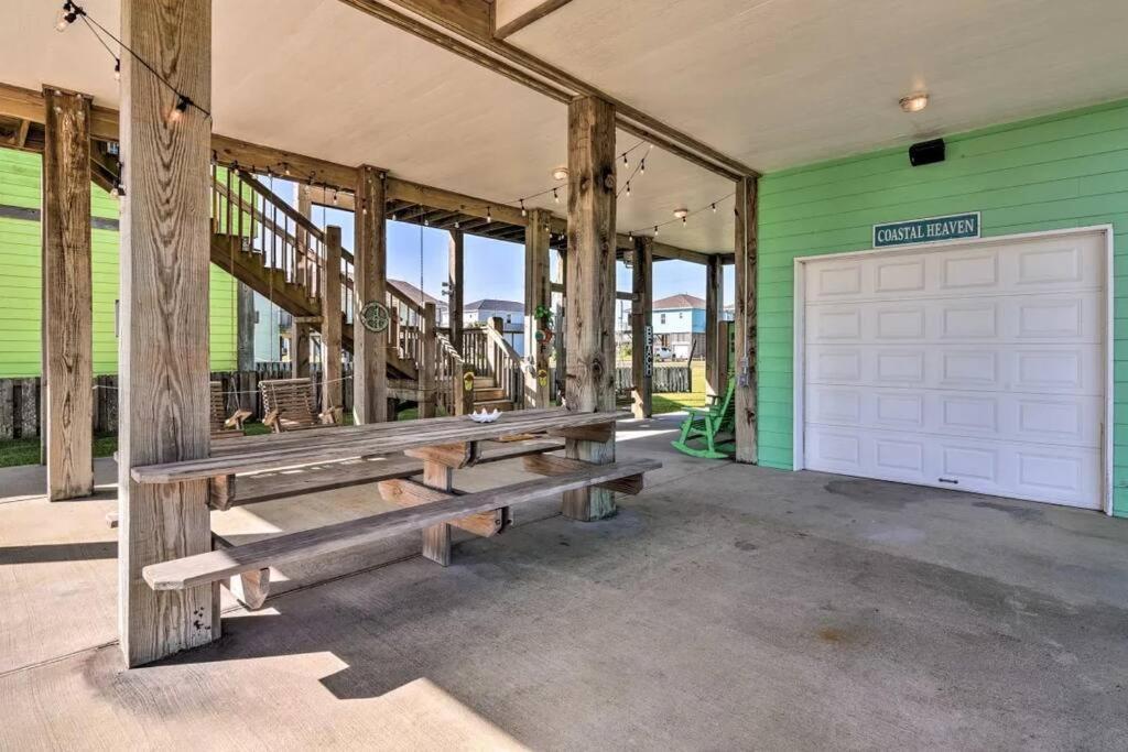 Coastal Heaven - Crystal Beach Relaxing Beach Home Bolivar Peninsula Екстер'єр фото